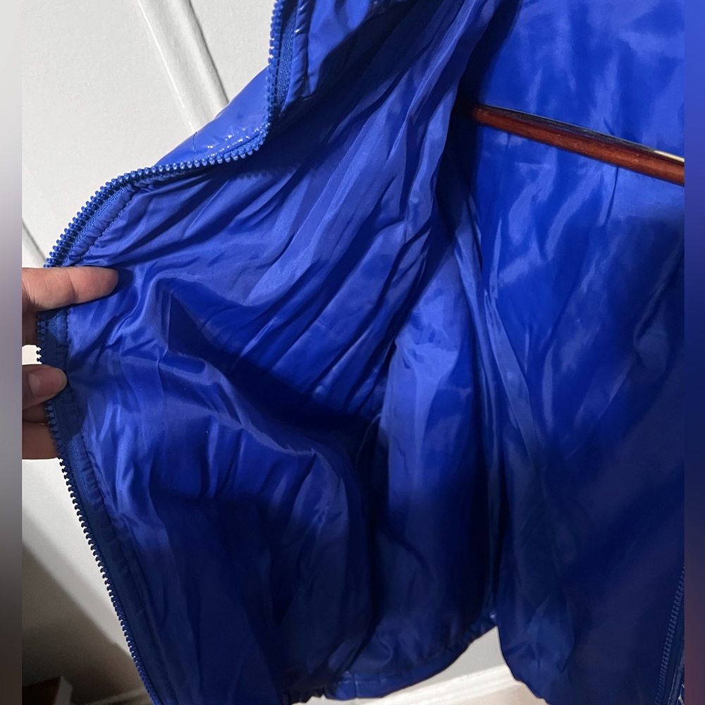 Blue Jacket - Picture 4 of 9